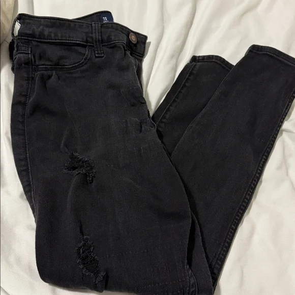 Hollister Women's sir 28 Dark Gray High Rise Jeans - Picture 4 of 4